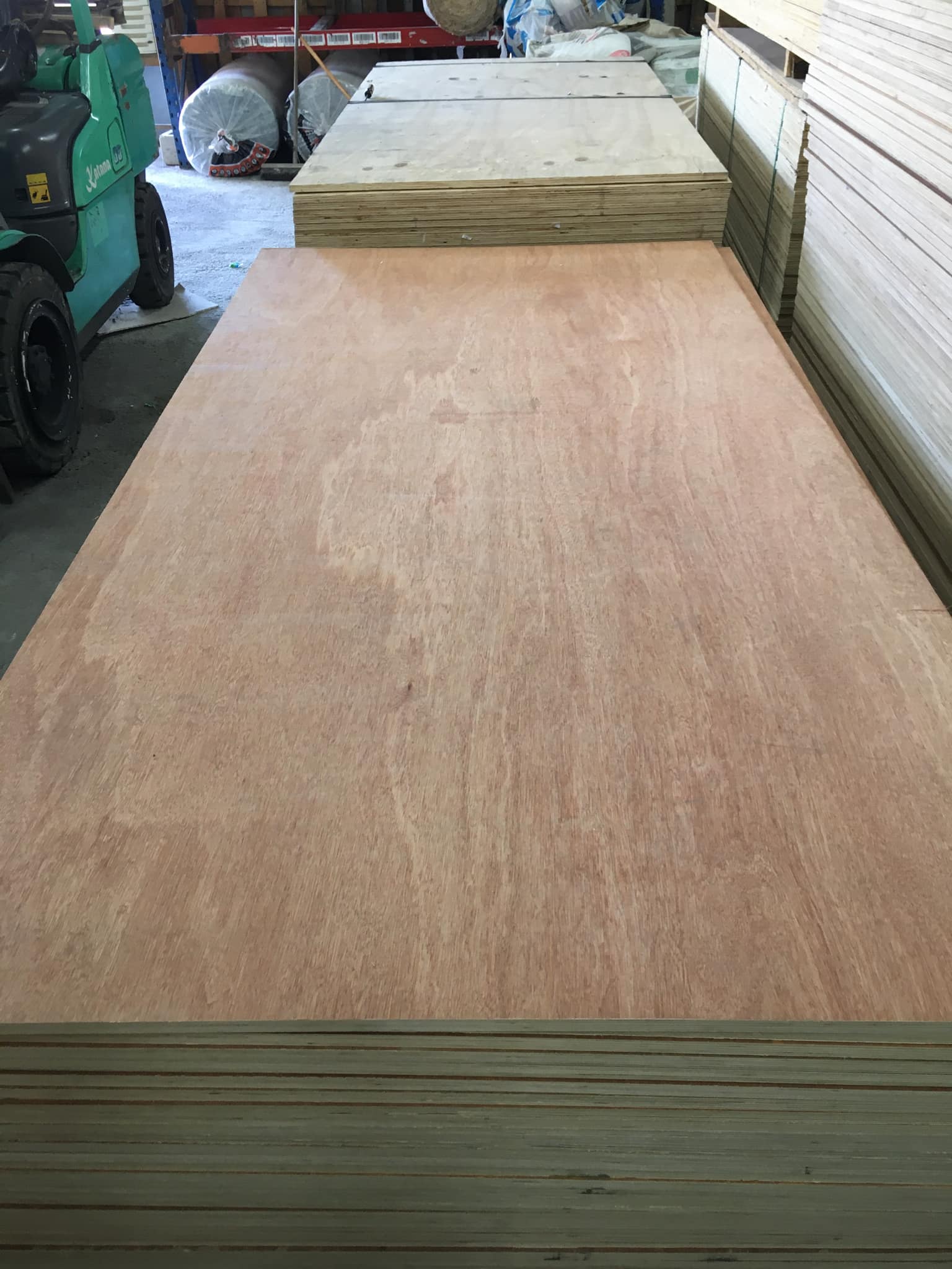 Marineply - 18x1220x2440mm- SALE